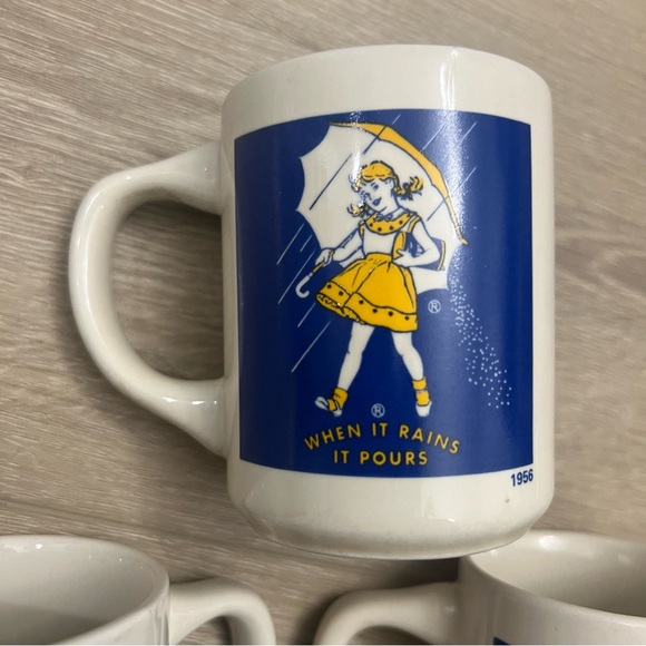 Set of 3 Vintage Morton Salt Coffee Mugs,1914,1921,1956 “When It Rains It Pours” - Picture 2 of 9